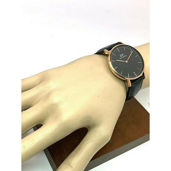 Daniel Wellington Womens Watch DW00100139 Rose Gold Black Dial 36mm Leather Band main image 6